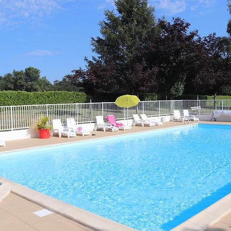 Village Vacances De Шантоне Екстериор снимка